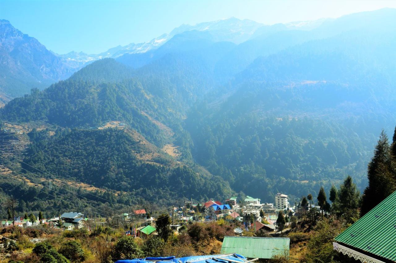 Hotel Rufina Lachung de'CROWN Exterior foto